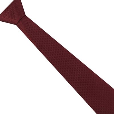 Dark red textured tie